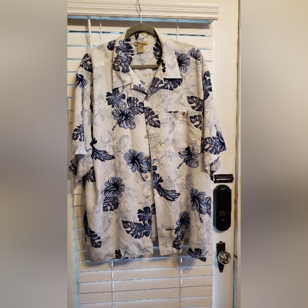 Islander Navy and White Patterned Shirt
